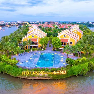 Memories & Hoi An